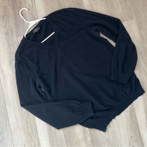 A.P.C. Wool Sweater cashmere v neck mens Navy Blue (large) classic preppy office